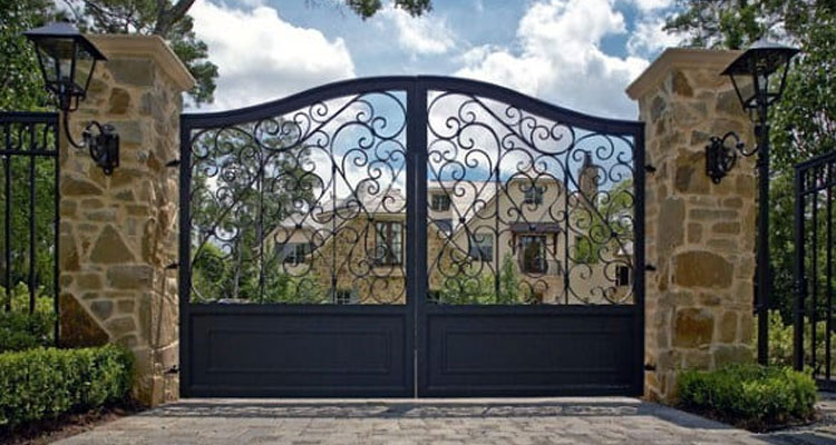 Sliding Driveway Gate Installation Valley Glen